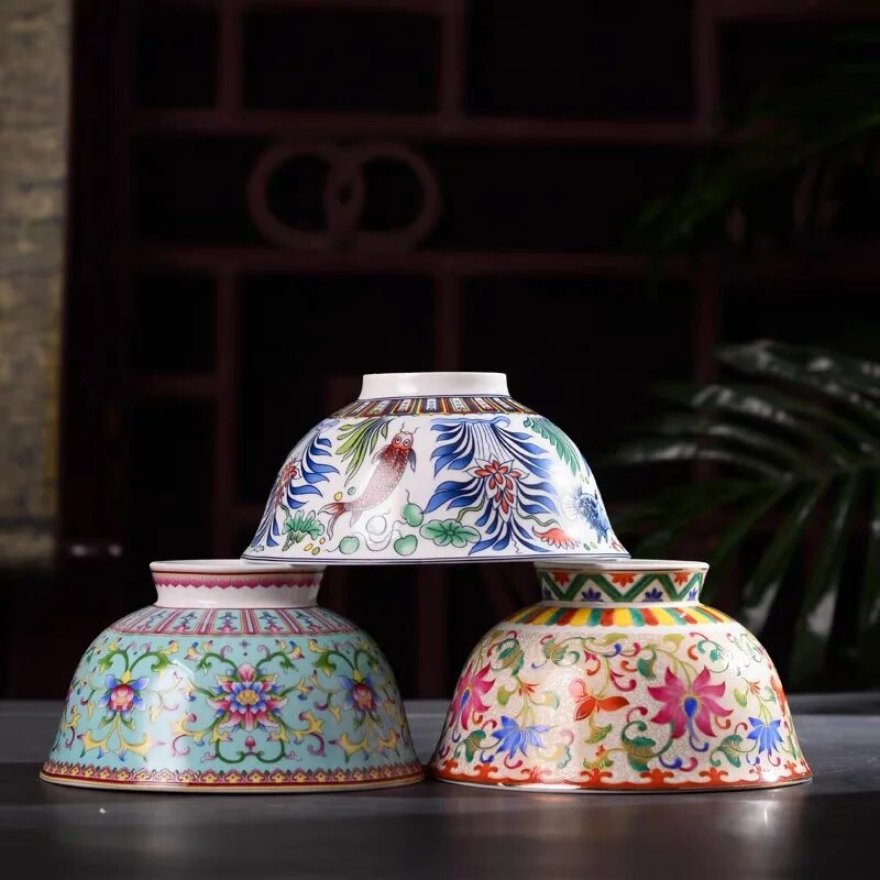 1 db kínai Jingdezhen 5 hüvelykes tésztatál Famille Rose porcelán arany szélű kedvező dizájn tál dekoratív étkészlet
