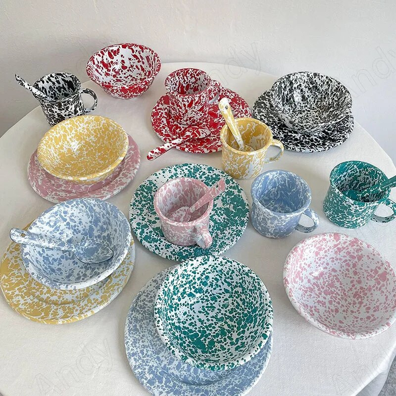 Európai zománcozott tányérkészlet Retro Splash Ink Otthoni edények és tányérkészletek Kreatív nappali asztali gyümölcssaláta étel