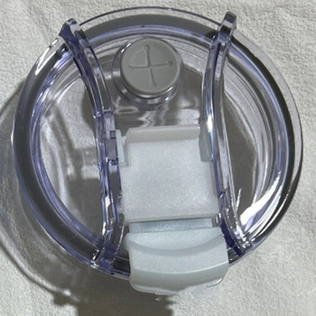 40oz στεγανοποιητικό κάλυμμα μπουκαλιού με προστασία από το πιτσίλισμα Απλό πλαστικό καπάκι για αξεσουάρ μπουκαλιών με τρύπα από άχυρο ανθεκτικό στο πιτσίλισμα