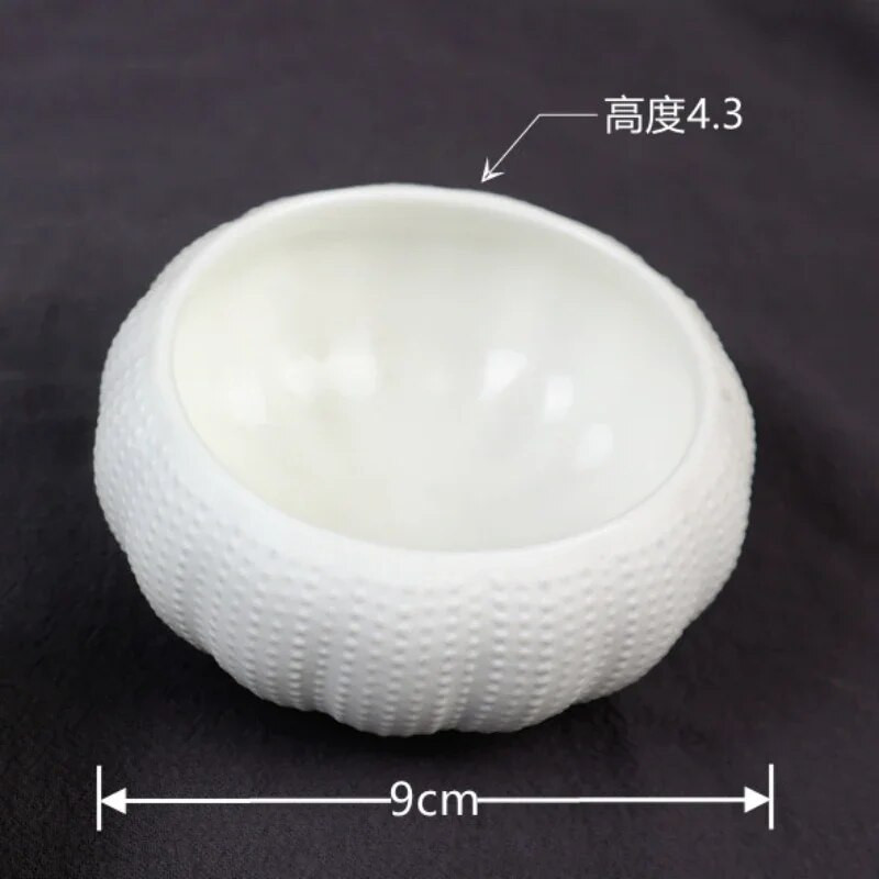 Kreatív csúcskategóriás étterem kerámia tengeri sün tál fehér különleges alakú kerámia tálka Hotel Club molekuláris konyha Baipan