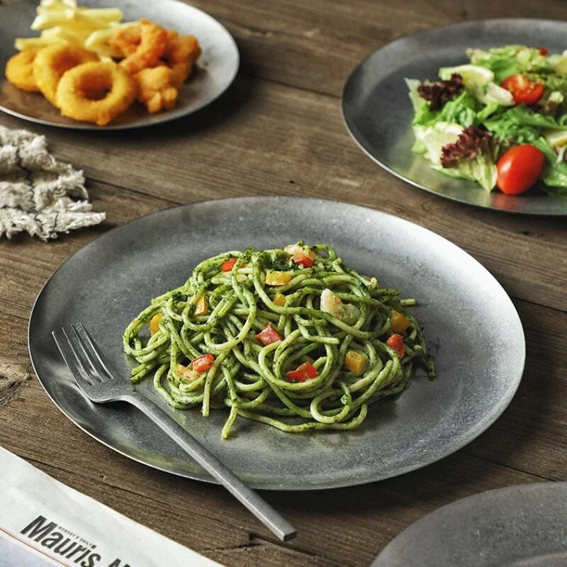 Nordic rozsdamentes acél steak vacsoratányérok Snack Gyümölcs Desszert Torta Növényi sekély tányér Koreai divatos vintage étkészlet