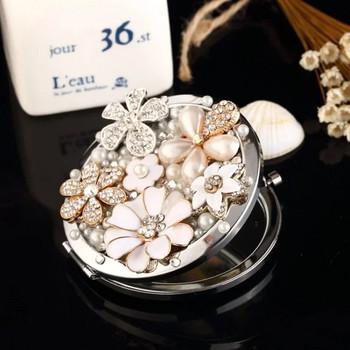 Мини джобно козметично огледало за грим Перлено кристално цвете Сгъваемо увеличително компактно огледало Парти сувенири Коледен подарък