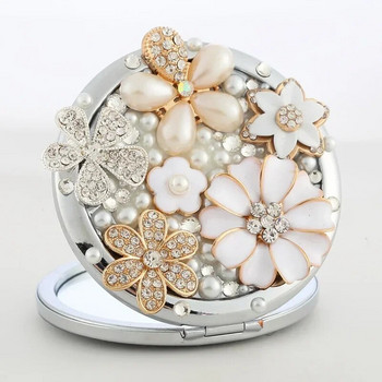 Мини джобно козметично огледало за грим Перлено кристално цвете Сгъваемо увеличително компактно огледало Парти сувенири Коледен подарък