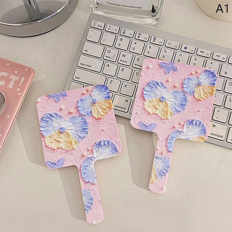 1 db aranyos kézi sminktükör Hordozható kis tükör négyzet alakú tükör fogantyúval Kreatív tervezés Kézi tükör Utazás nélkülözhetetlen