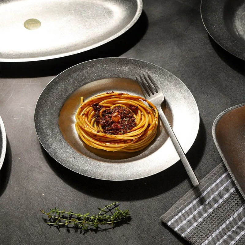Vintage nyugati stílusú steak kerek tálca 304 rozsdamentes acél tömör spagetti ovális tányér kültéri desszert négyzet tányéros étkészlet