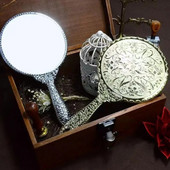 Retro faragott fém sminktükör hordozható kézi európai stílusú hiúsági kézi tükör SPA szalon fogantyú kompakt kozmetikai tükrök