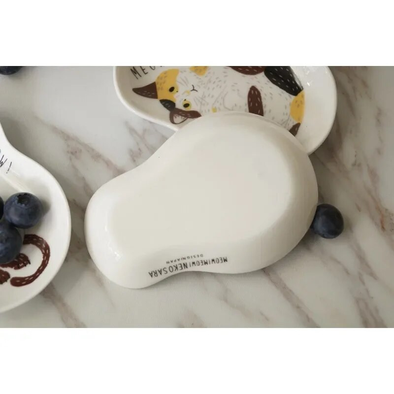 Kerámia desszert szószos edény japán stílusú étkészlet Kreatív aranyos rajzfilm szerencsés macska mintás vízcsepp alakú gyümölcs sushi tányérok