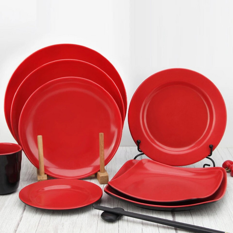Červený melamínový tanier, imitácia porcelánu, riad, varný tanier, tanier na rýchle občerstvenie, reštaurácia, ryžový bufet, tanier