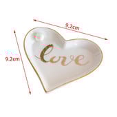 1 ks Keramický jedálenský stôl v tvare srdca, bočný tanier, miska na občerstvenie, ovocný tanier, tanier na šperky, úložný tanier na lásku, riad