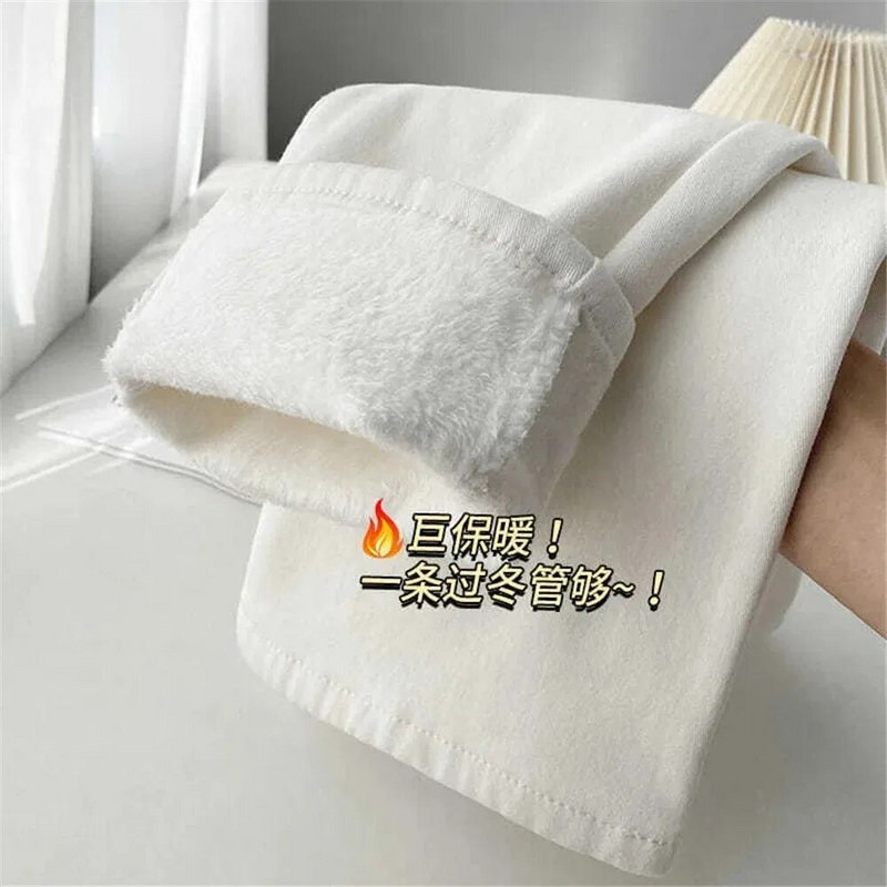 Jednoduché základné plus zamatové teplé rovné nohavice, dámske jesenné a zimné hrubé tenké voľné džínsové nohavice, módne streetwear dámske nohavice