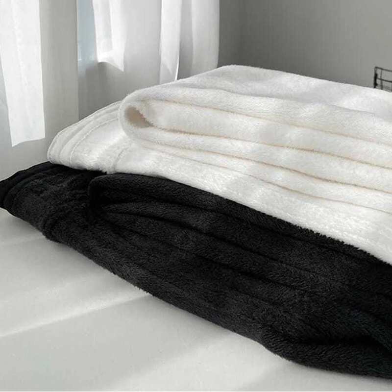 Jednoduché základné plus zamatové teplé rovné nohavice, dámske jesenné a zimné hrubé tenké voľné džínsové nohavice, módne streetwear dámske nohavice