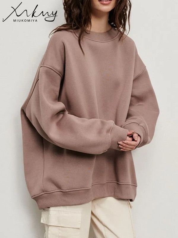 MiuKoMiYa Jednofarebné nadrozmerné mikiny pre ženy, zamatové zimné topy s výstrihom do O, flísové mikiny s kapucňou