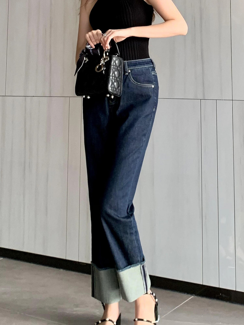 DÁMSKE ROVNÉ DŽÍNSY S KUČERVENÝM OKRAJEM "BAGUETTE" S DEVÄŤPOINTOM, MÓDA 2000 ROVNÉ DŽÍNSY - FORGUNRO