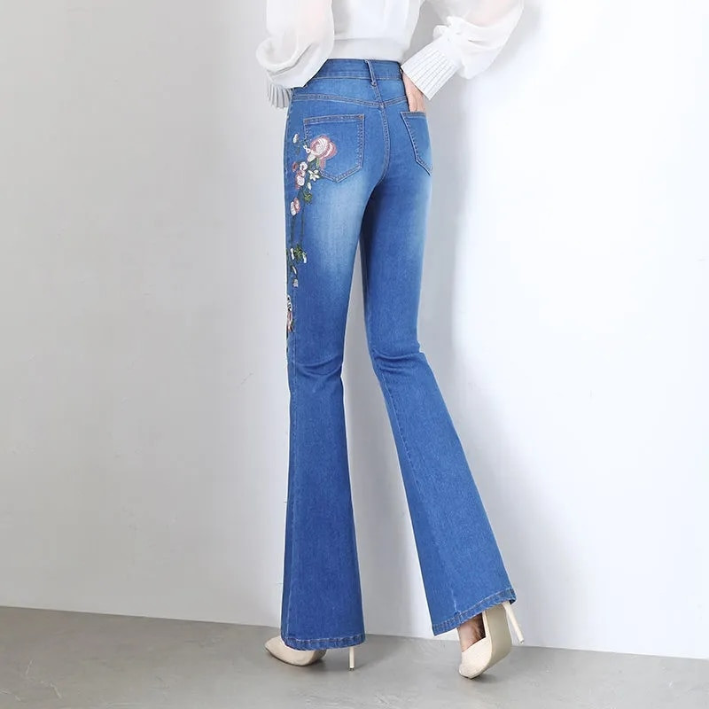 Hímzés Flare Farmer Női Rugalmas Csengő alsó farmernadrág Lányoknak Világoskék nadrág Nagy méretű női alkalmi farmer nadrág