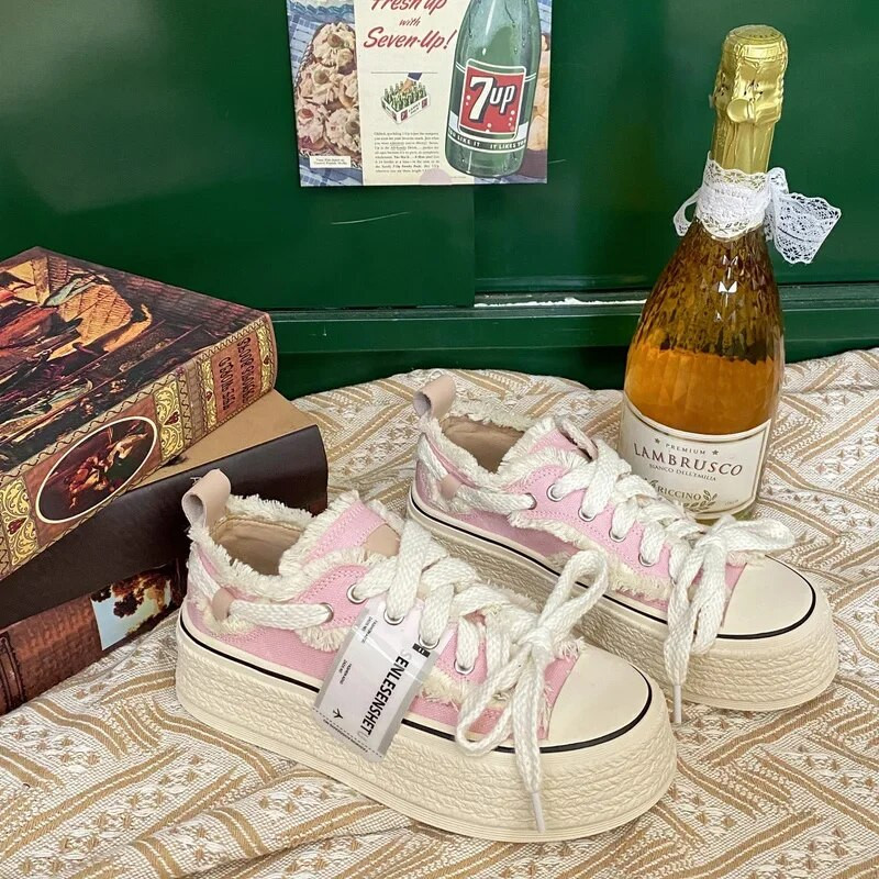 Mažos kvepiančios drobės moteriškos plonos 2022 m. pavasario naujos korėjietiškos versijos elgetos batai Maži balti batai riedlenčių batai