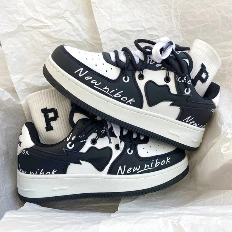 Značkové dámske tenisky, módne šnurovacie dámske vulkanizované topánky v tvare srdca, párové športové, bežecké, jarné, jesenné, veľkosť 44