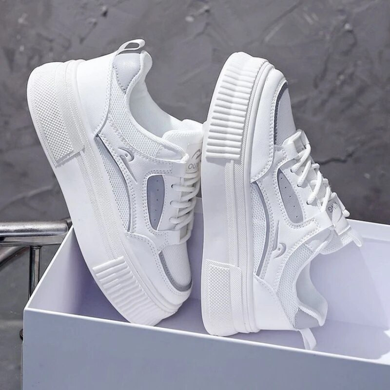 2023 új női cipők kényelmes, légáteresztő fehér sportcipők kültéri fűzős alkalmi cipők lapos cipők divatos női cipők