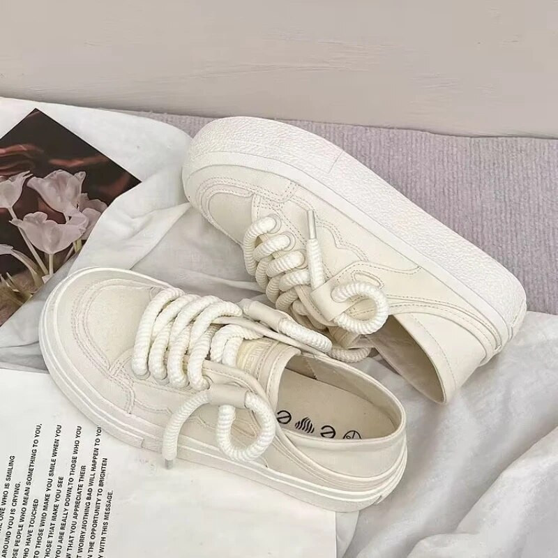 2024. Nove cipele s platformom na vezivanje, jesenske ženske bijele platnene tenisice s ravnim prstima, okruglim prstima, ležerno trčanje na otvorenom
