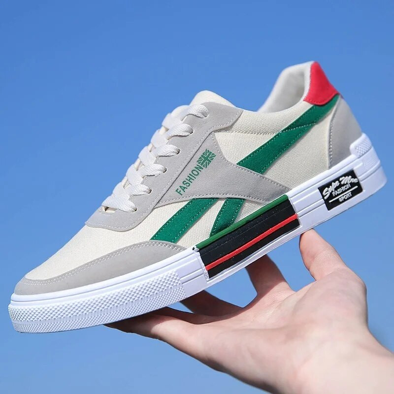 Vasaros mados vyriški sportbačiai kvėpuojantys drobiniai batai vyrams Laisvalaikio sportiniai kvėpuojantys vyriški vulkanizuoti batai Lengva tinklinė avalynė