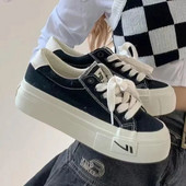 Harajuku Klasické platformové biele topánky pre ženy, jarné a jesenné topánky, nové univerzálne čierne biele plátené topánky, ležérne vulkanizované topánky