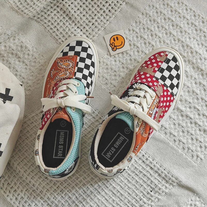 Vyriški, moteriški, retro drobiniai batai 2024 m. Nauja pora, madingi, universalūs lentos batai Madingi languoti spalvoti sportiniai ir laisvalaikio batai