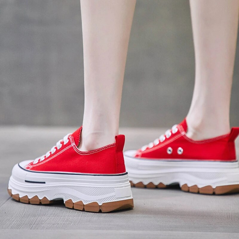 Jarné nové plátené topánky Dámske prístavné módne malé biele topánky Študentské topánky na platforme Športové topánky Ležérne topánky pre jednotlivcov