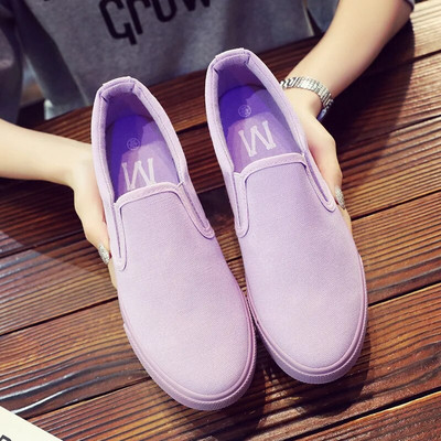 Pánske biele tenisky, ležérne topánky, nazúvacie plátené topánky, pánske mokasíny, pohodlné vulkanizované topánky, pánske tenisky, pánske topánky.