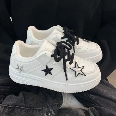 Star Little White Shoes 2023 Jarné nové priedušné dámske topánky s hrubou podrážkou, všestranné ležérne topánky na platforme