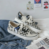 2023 Pantofi de pânză casual pentru bărbați cu graffiti de vară pantofi de skateboard cu blocare a culorii în carouri pantofi vulcanizați de modă ușoare 44