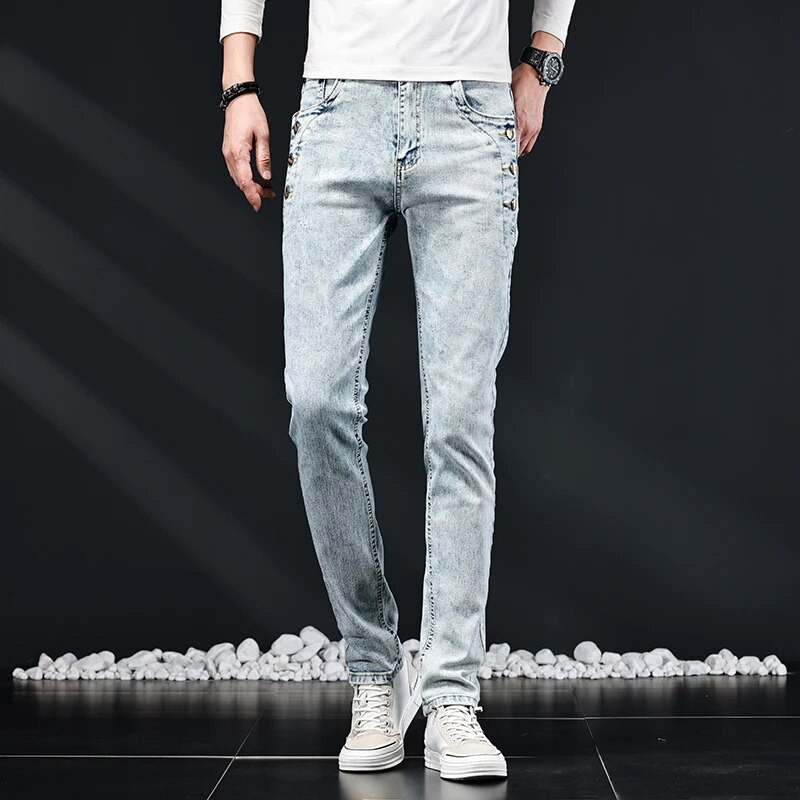 Blugi subțiri și skinny pentru bărbați, nou elastic, design coreean, cu mai mulți nasturi, alb, albastru, vintage, spălat, pantaloni din denim stretch Pantaloni