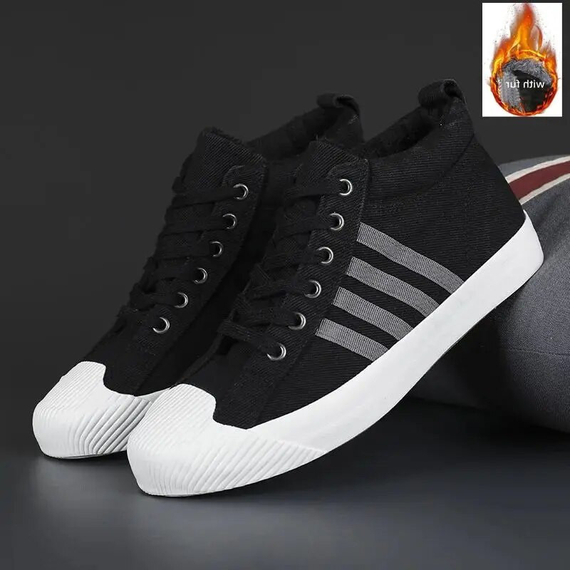 Zimné klasické čierne pánske plátené topánky, plyšové teplé vysoké pánske vulkanizované tenisky, módny trend, pánske skateboardové tenisky