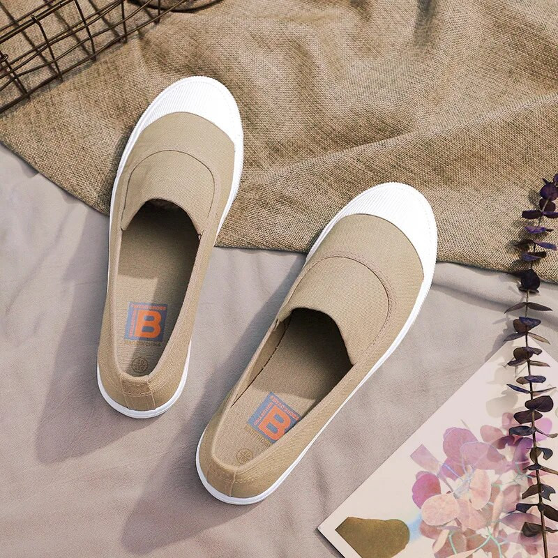 Pánske plátené topánky 2023 Jar a jeseň Nová sada nosenia kórejských študentov ploché topánky Lefu Módna ležérna obuv