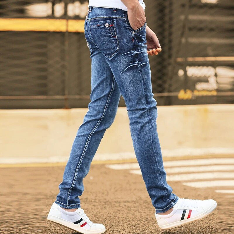 Džinsai Vyriškos plonos elastinės laisvalaikio kelnės pavasario/vasaros džinsinio mados naujos firmos ilgos kelnės