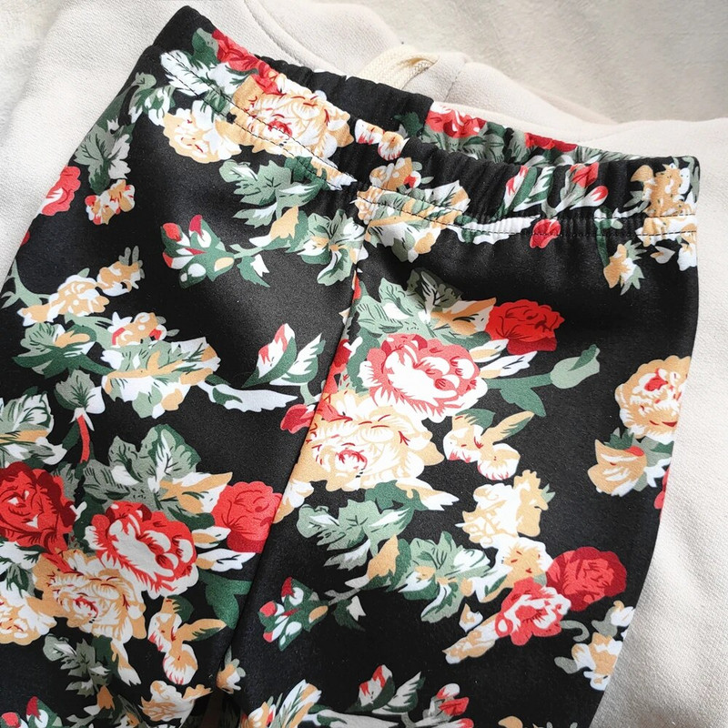 Nové dievčenské legíny s potlačou v vintage kvetinovom prevedení, jeseň a zima, detské oblečenie, sladké dievčenské plus zamatové nohavice, detské kvetinové nohavice