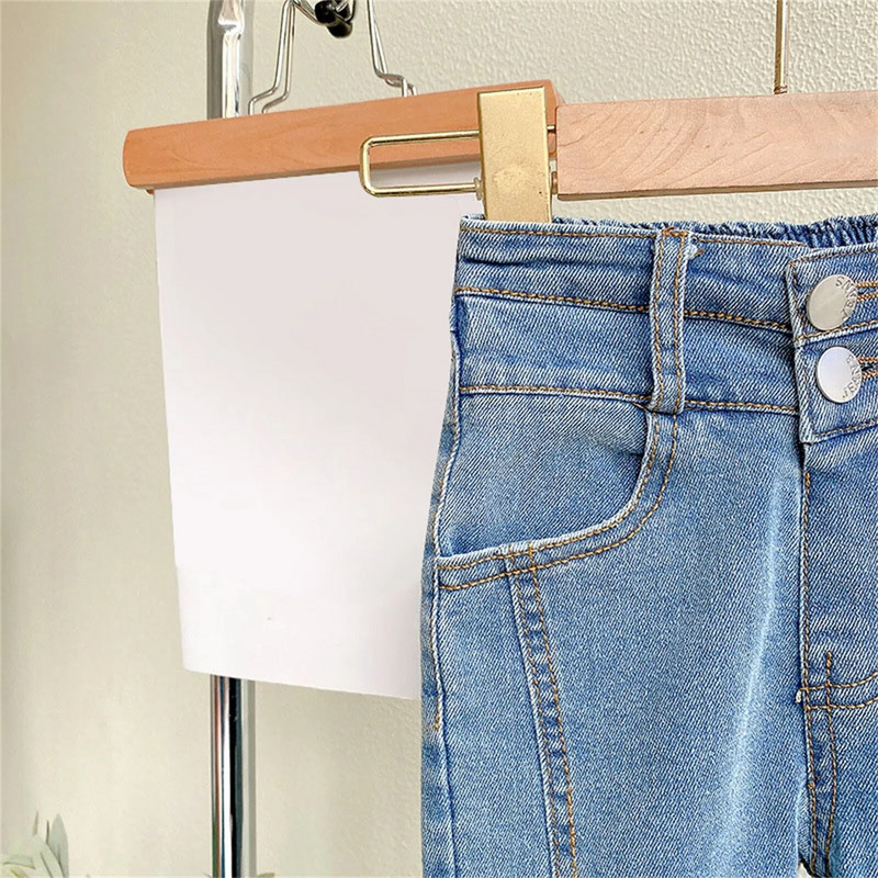 Detské módne džínsové nohavice jar 2024 nové produkty džínsové retro ležérne nohavice pre dievčatká pouličný štýl džínsy z čistej bavlny