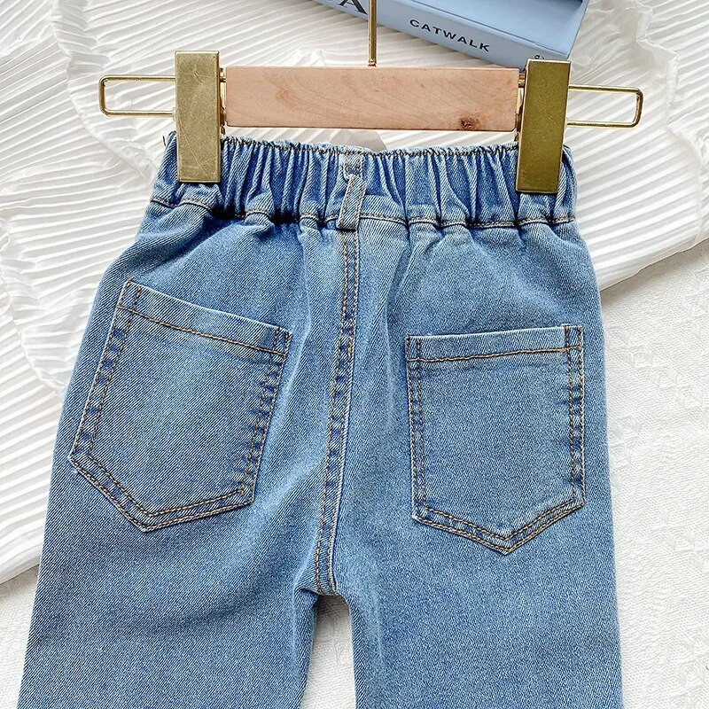 Dievčenské retro ležérne džínsové rozšírené nohavice 2023 jar a jeseň nové kórejské detské gombíkové módne džínsy s vysokým pásom