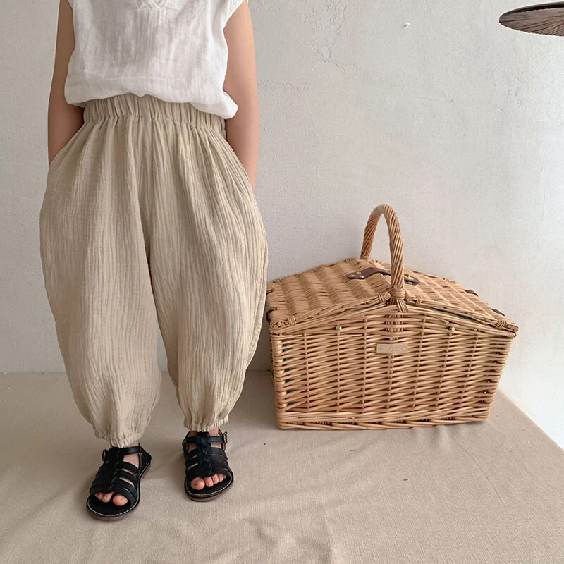 Detské nohavice zo 100% bavlny s dvojitou gázou, jar/leto, nové chlapčenské a dievčenské, ležérne japonské jednofarebné nohavice, detské bloomers WTP110