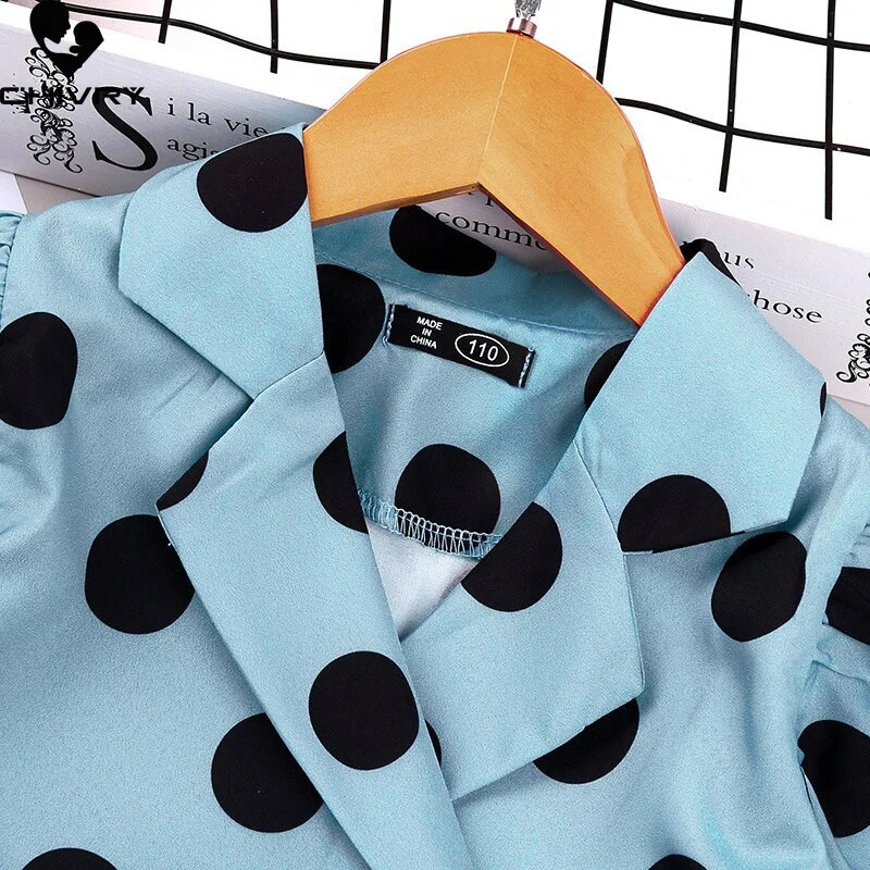 2022. aasta kevadsügis tüdrukute pikk mantel, moe täppitrükiga revääriga pikkade varrukatega tuulepluus, vööga jakk, laste beebitüdrukute trepirõivad