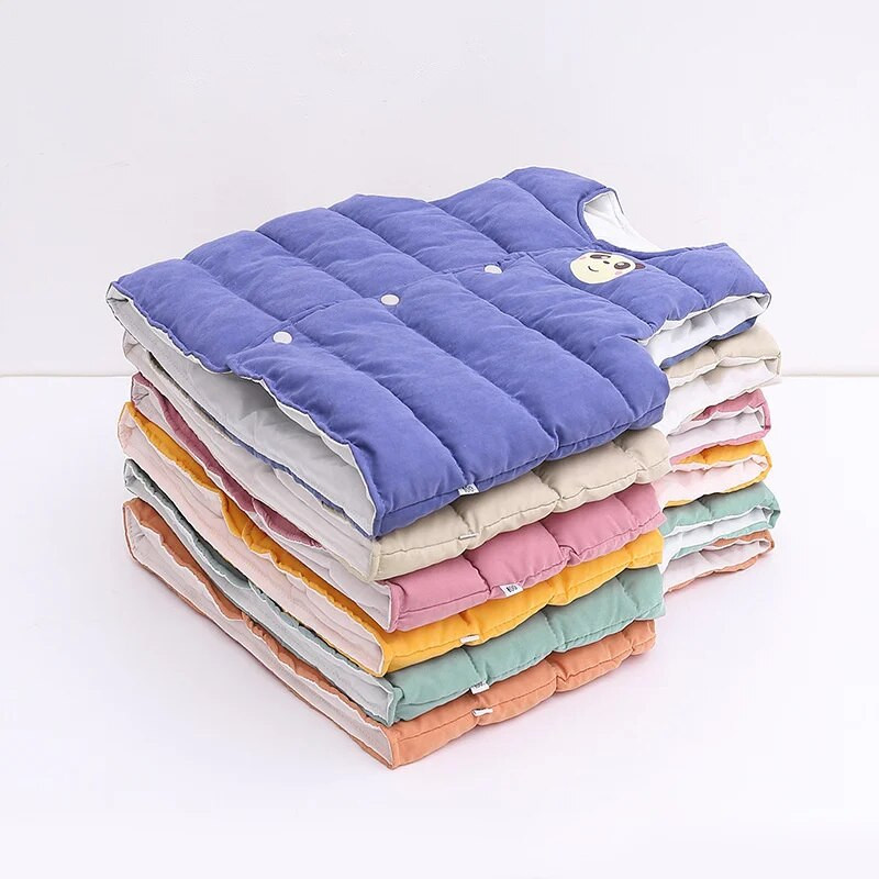 Jesenné nové detské vesty, roztomilé kreslené medvedíky, bavlnené bundy s potlačou, detské oblečenie pre chlapcov a dievčatá, zateplené páperové vesty, vrchné oblečenie