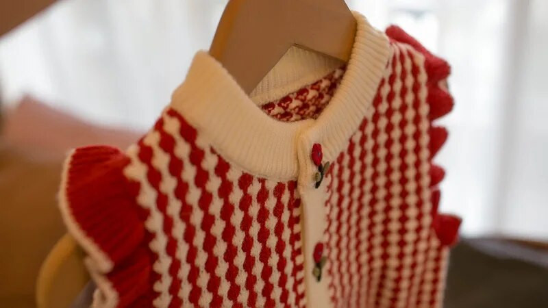 2023. aasta sügisene tüdrukute kampsunist vest, uus armas lilleline tüdrukute kardiganist särk, varrukateta pitsist kootud vest beebile