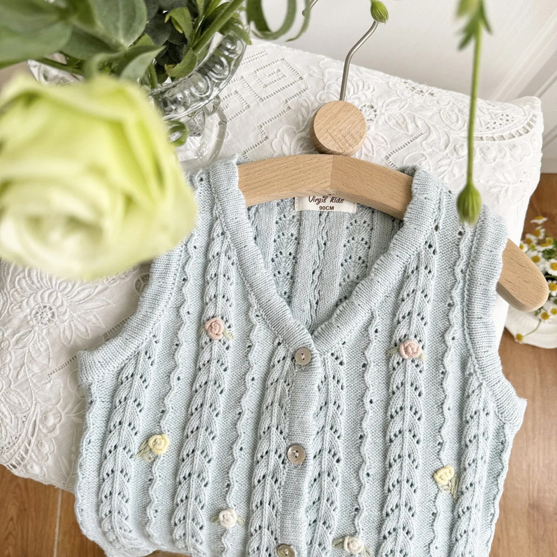 deer jonmi 2024 uued kevadised laste kootud vestid, õõnsad tikandid, varrukateta kardigan korea stiilis beebitüdrukute vestid