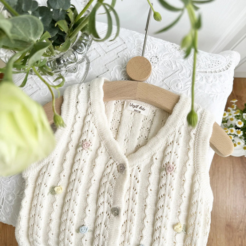 deer jonmi 2024 uued kevadised laste kootud vestid, õõnsad tikandid, varrukateta kardigan korea stiilis beebitüdrukute vestid