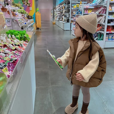 Tüdrukute puuvillane 2023. aasta talvevest, uus soe pruun laste mugav Korea stiilis beebi-laste talvine moekas mantel