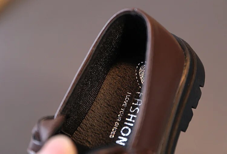 Vaikiški odiniai batai berniukams Mergaitėms Vaikiški bateliai Užsegami mokykliniai apartamentai Paprasti sportbačiai vestuvėms iškilmingoms progoms Vakarėlis 21-36