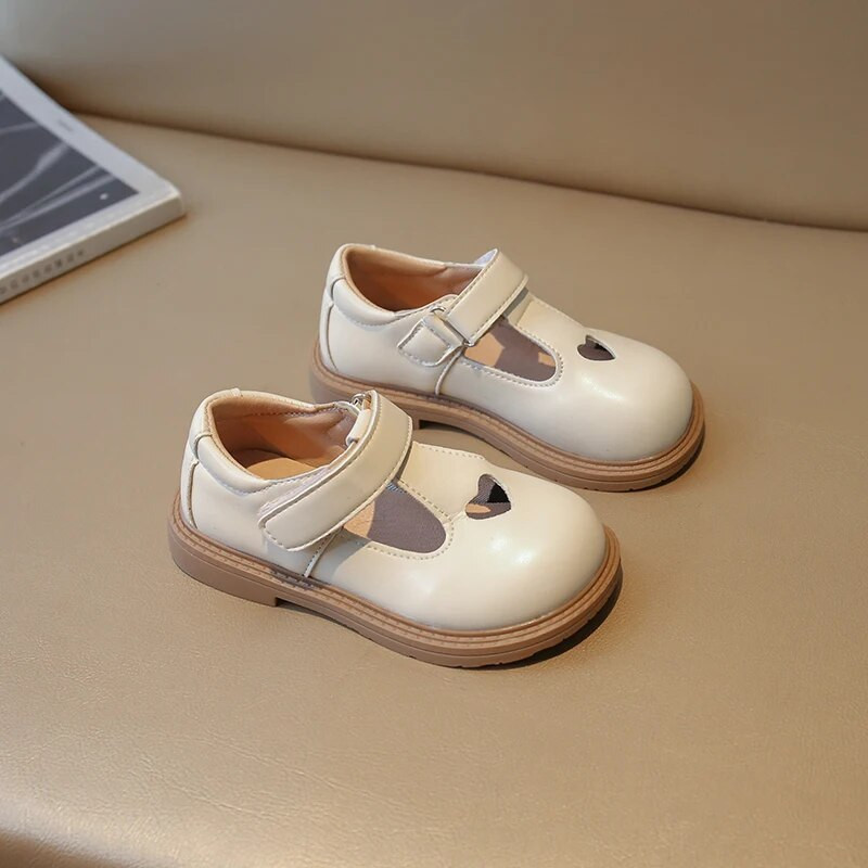 Nou 2024 Mary Janes pentru fetiță scobită în formă de inimă drăguț copii pantofi din piele curea în T negru bej minunat elegant copii apartamente bebeluși