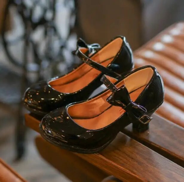 Primavara Copii Pantofi Fete Toc Inalt Printesa Dans Sandale Copii Pantofi Piele Moda Fete Rochie De petrecere Pantofi de nunta