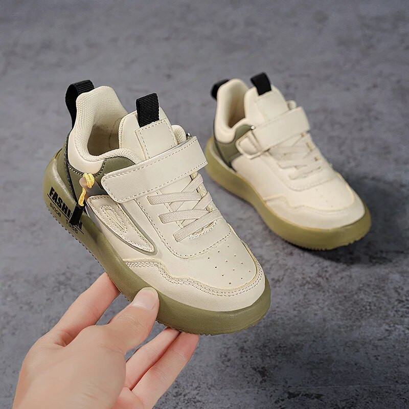 2024 Nový štýl Jarná detská obuv PU kože Nepremokavá športová obuv Detské ľahké dievčenské chlapčenské ležérne módne tenisky