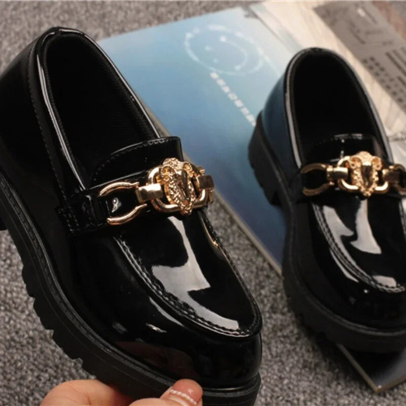 Beebikingad Tüdrukutele Väikesed nahast kingad Pehme tallaga printsessi kingad Student Performance Shoe Trend Sapato Infantil Para Menina Chaussure