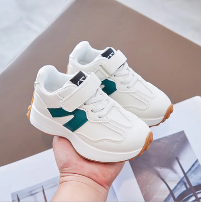 Kevad ja sügis uued poiste ja tüdrukute spordijalatsid moes mugavad isakingad