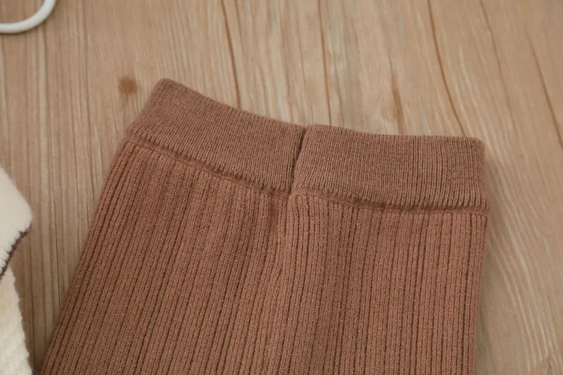 2023. aasta sügistalvine tüdrukute kaheosaline kampsun, püksipael, uus lillenööbiga mood, sobiv välitingimustes